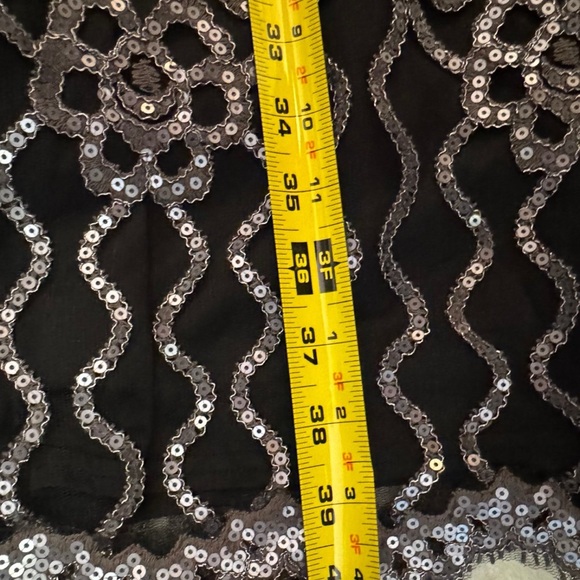 Tadashi Shoji Sequin Lace Body-Con Cocktail Dress Silver Black Size 8 - Picture 10 of 12